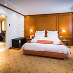 & A La Cour D'alsace By Happyculture Hotel