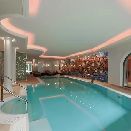 Hotell & A La Cour D'alsace By Happyculture Obernai