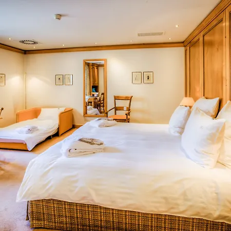 Hotel & A La Cour D'alsace By Happyculture Obernai