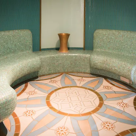 & A La Cour D'alsace By Happyculture 4* Obernai