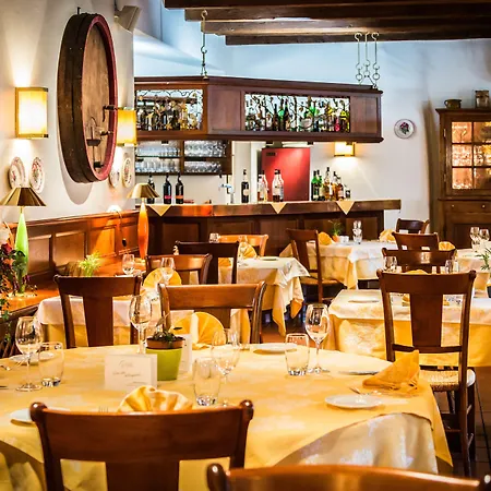 Hotel & A La Cour D'alsace By Happyculture Obernai