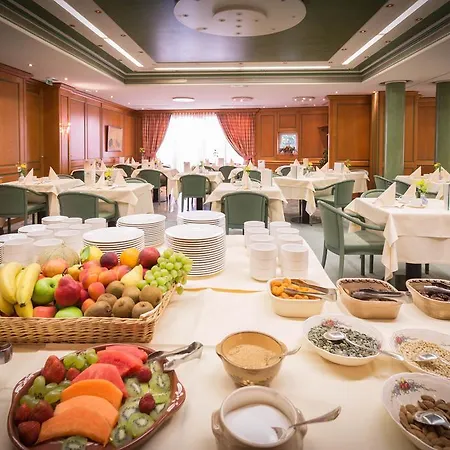 Hotel & A La Cour D'alsace By Happyculture