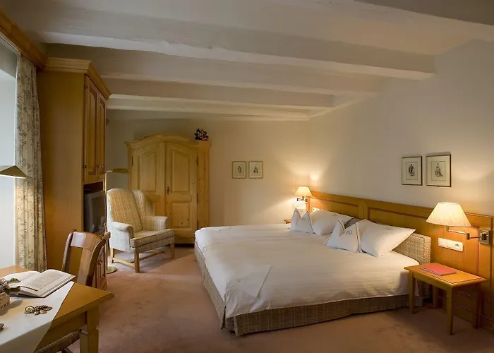 & A La Cour D'alsace By Happyculture