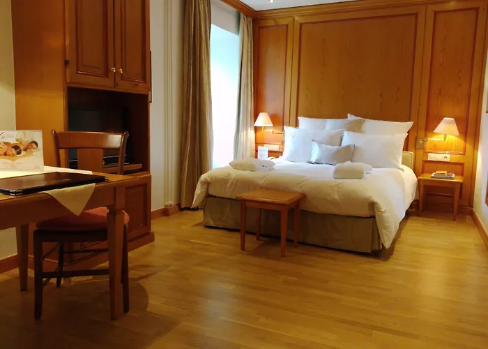 & A La Cour D'alsace By Happyculture Hotel 4*