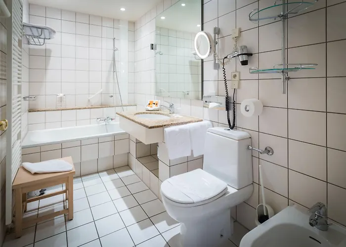 & A La Cour D'alsace By Happyculture Hotel Obernai