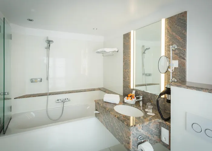 & A La Cour D'alsace By Happyculture Hotel Obernai