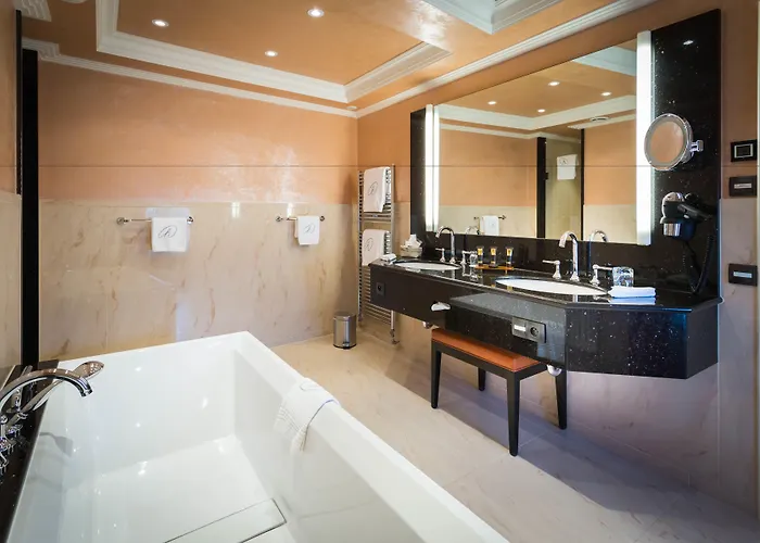 & A La Cour D'alsace By Happyculture Obernai