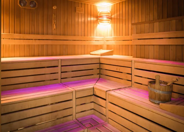 Hotel & A La Cour D'alsace By Happyculture