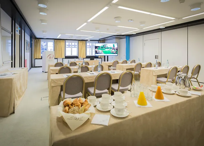 & A La Cour D'alsace By Happyculture