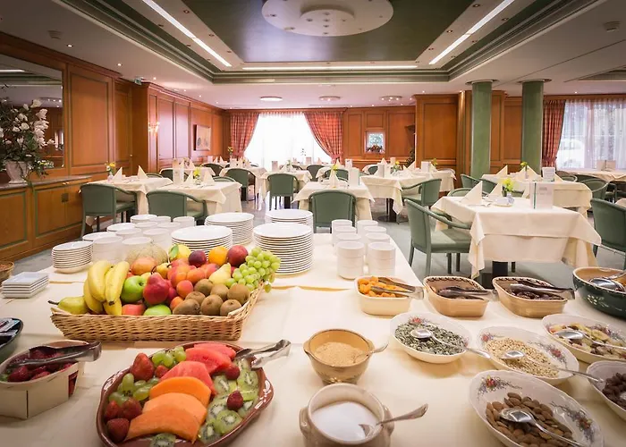 Hotel & A La Cour D'alsace By Happyculture