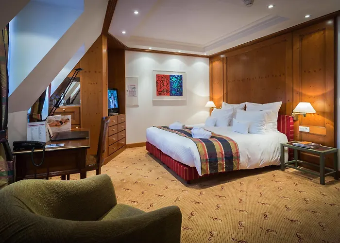 & A La Cour D'alsace By Happyculture Hotel