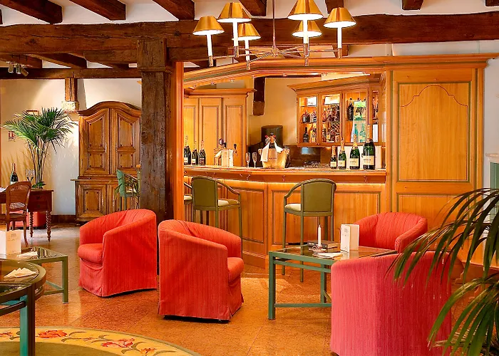 & A La Cour D'alsace By Happyculture